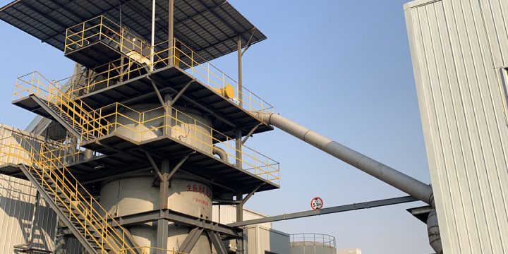 江苏20吨生物质气化炉配套20吨导热油炉手套厂项目